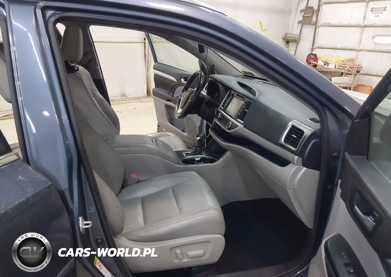 2018 Toyota Highlander Xle VIN:5TDJZRFH1JS499496 - 5