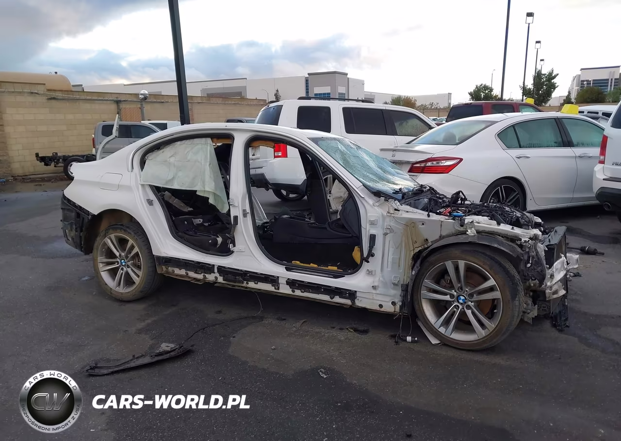 2018 BMW 330I VIN:WBA8B9G50JNU97801 - 13