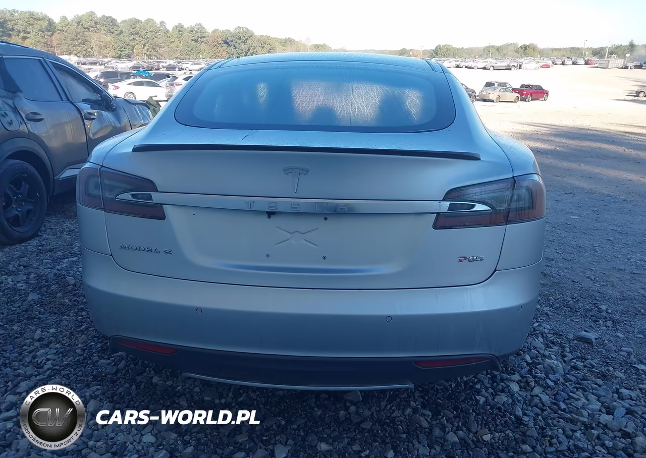 2014 Tesla Model S P85 VIN:5YJSA1H19EFP37537 - 15