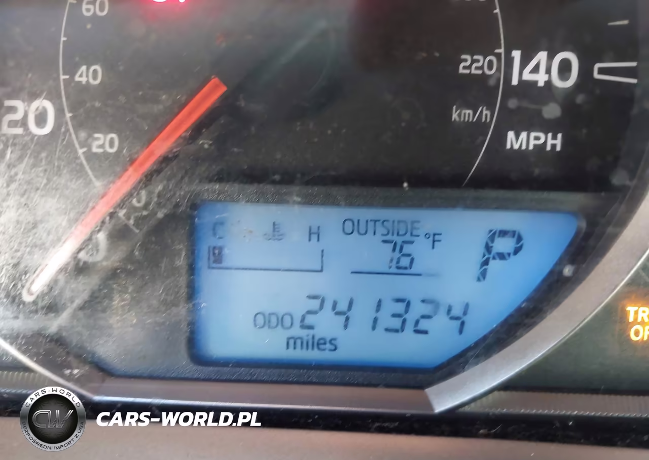 2015 Toyota Rav4 Le VIN:JTMZFREVXFD075255 - 15