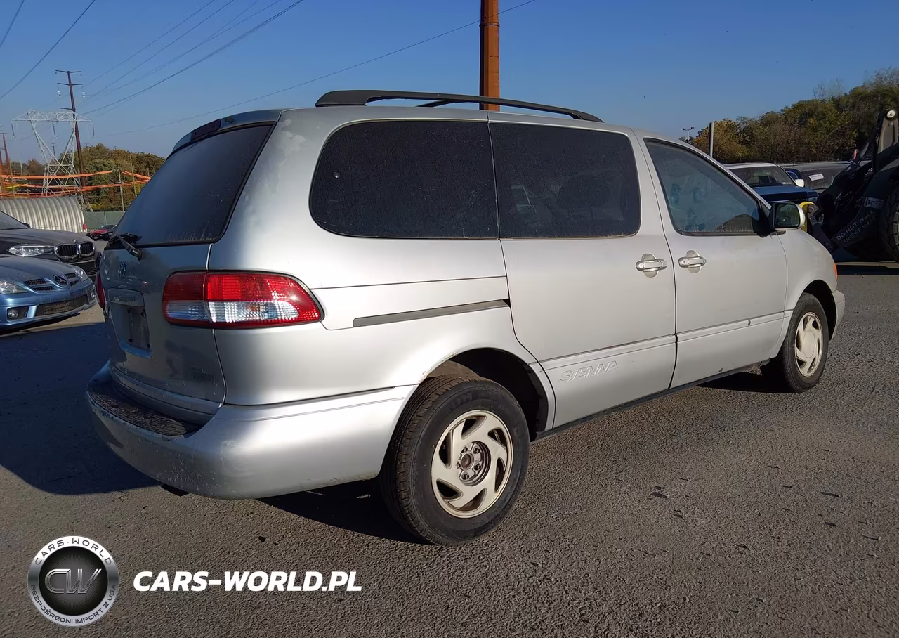 2002 Toyota Sienna Le VIN:4T3ZF13C42U464716 - 4