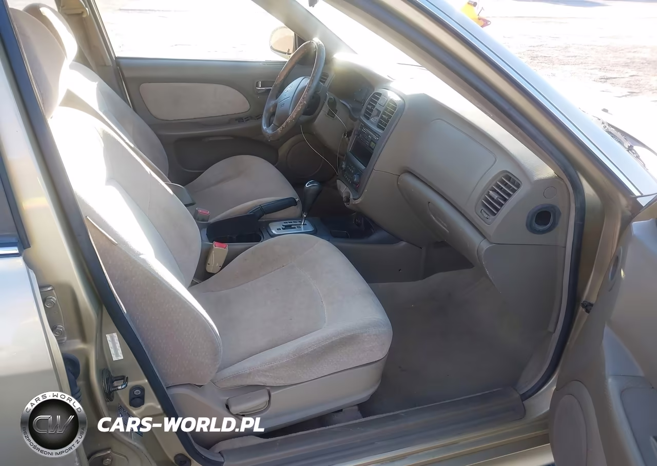 2003 Hyundai Sonata VIN:KMHWF25S23A731814 - 5