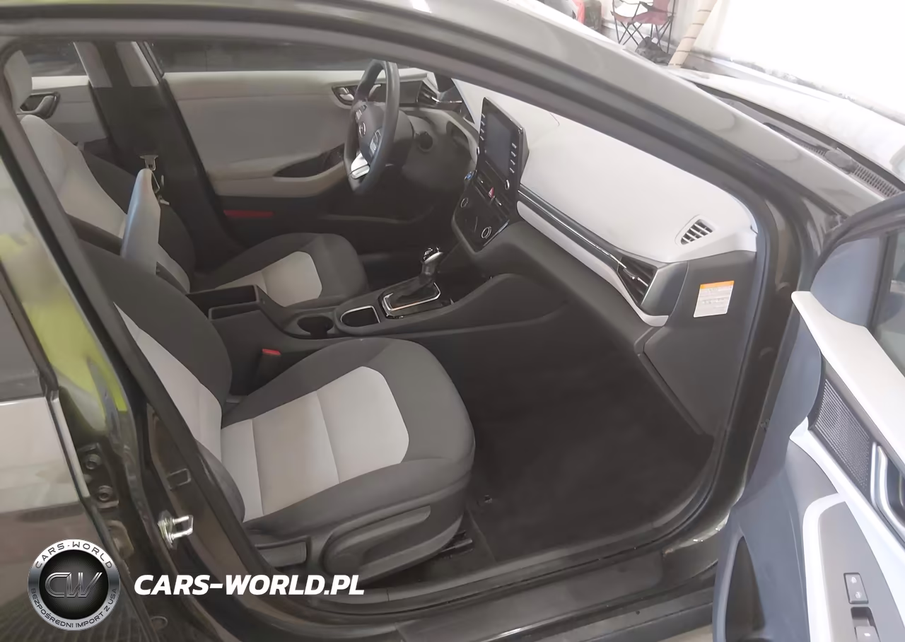 2020 Hyundai Ioniq Hybrid Blue VIN:KMHC65LCXLU220981 - 5