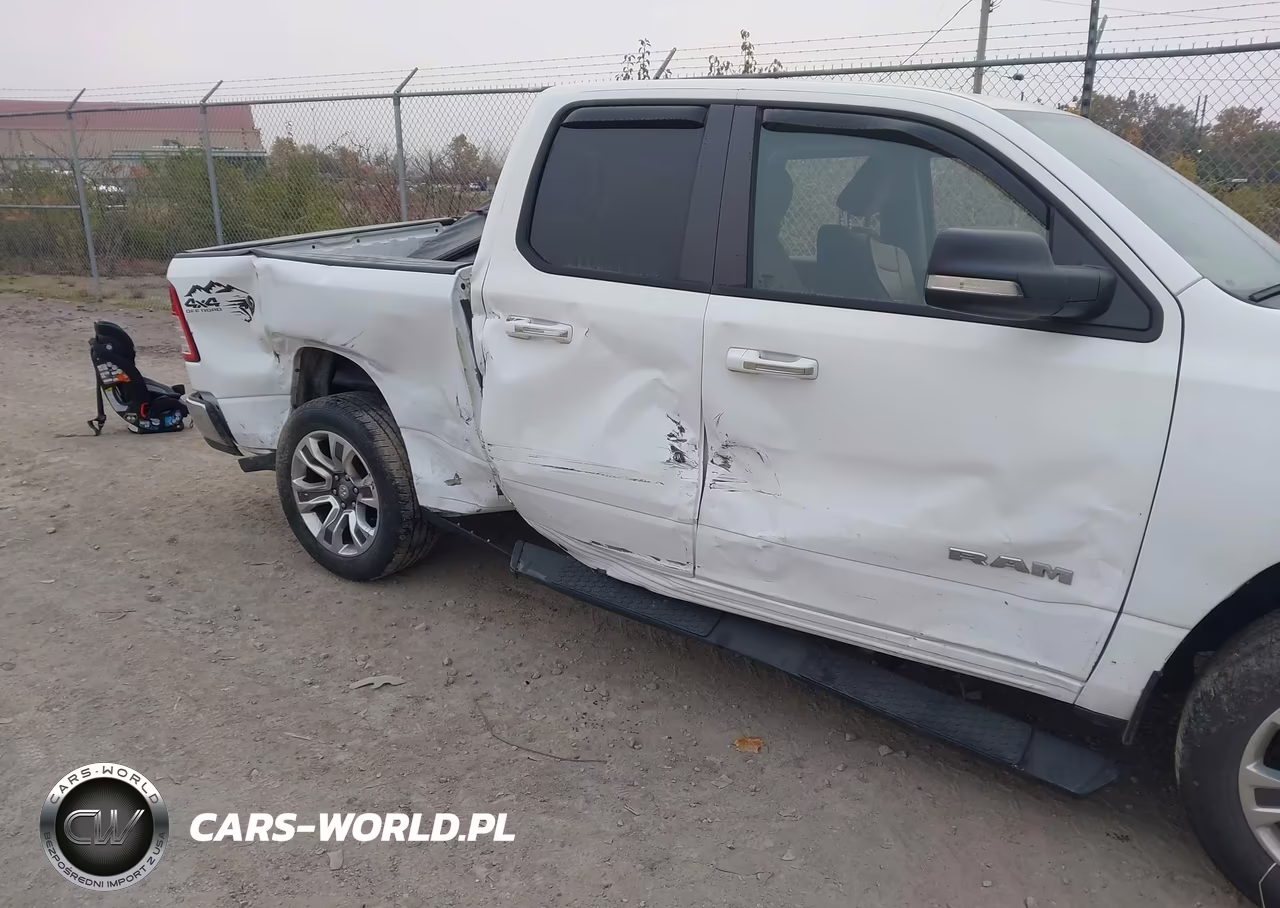 2019 Ram 1500 Big Horn-Lone Star 4X4 6'4 Box VIN:1C6SRFBT4KN824993 - 17