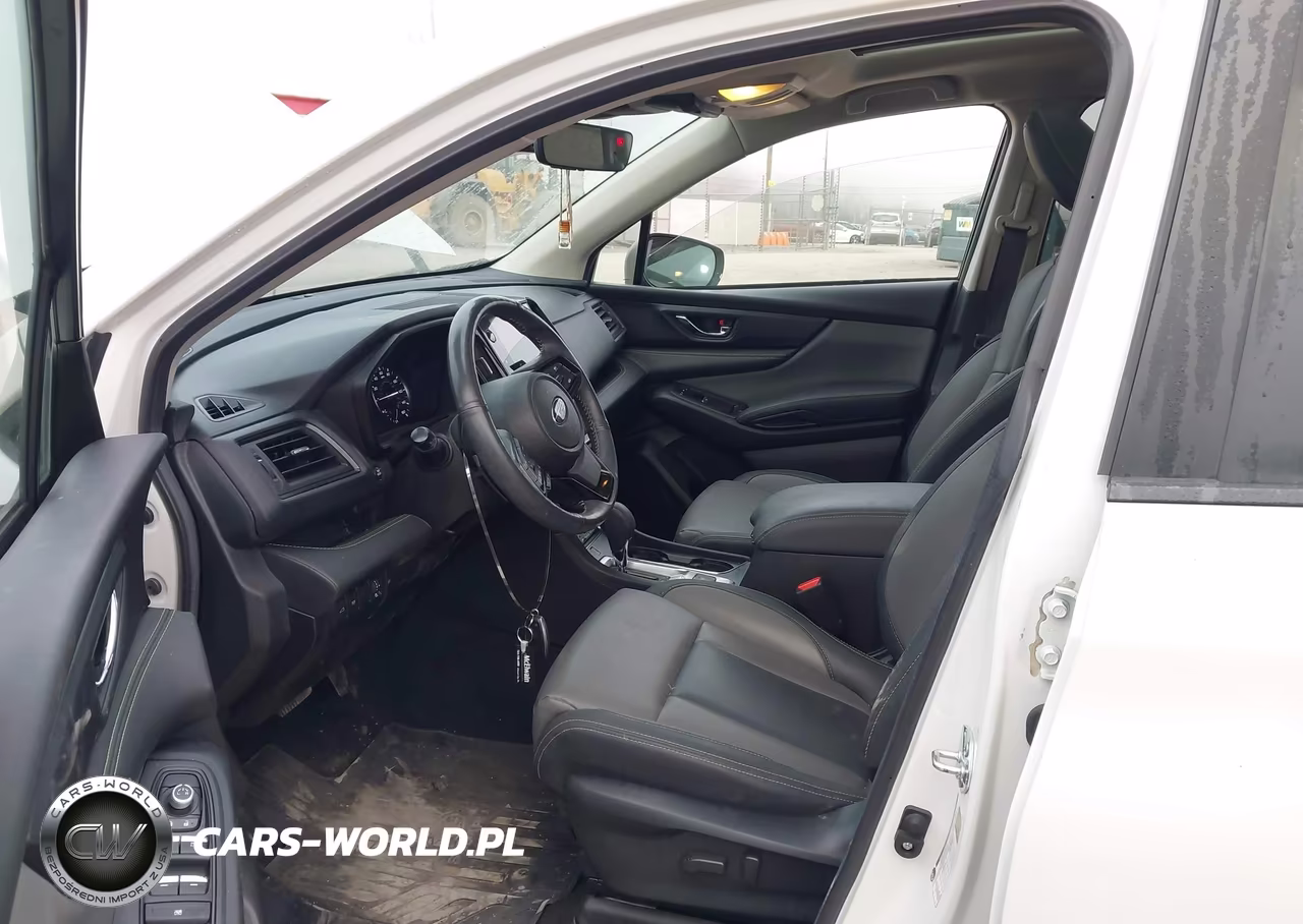 2024 Subaru Ascent Onyx Edition 7-Passenger VIN:4S4WMAHD5R3444364 - 5