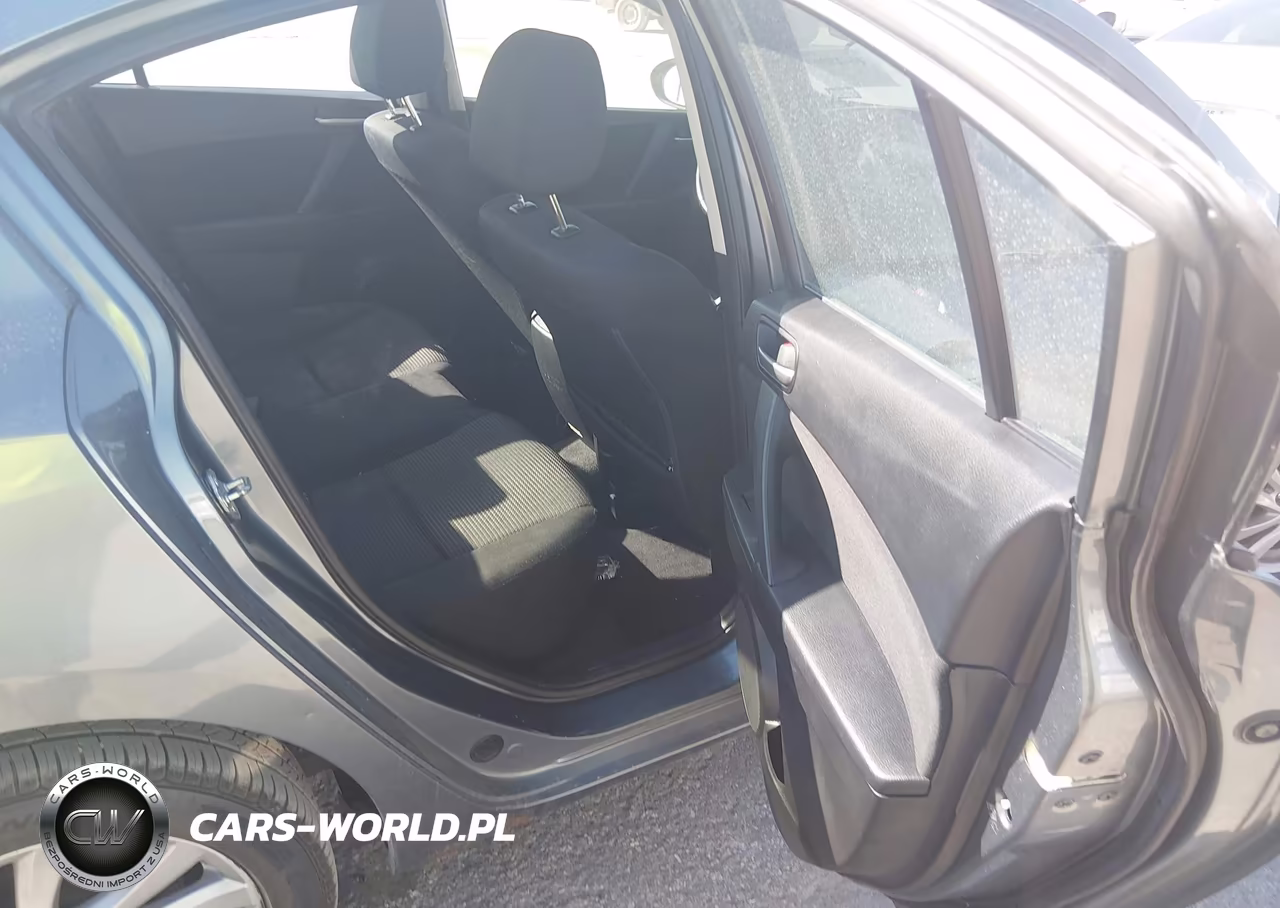 2012 Mazda Mazda3 I Touring VIN:JM1BL1V81C1622089 - 8