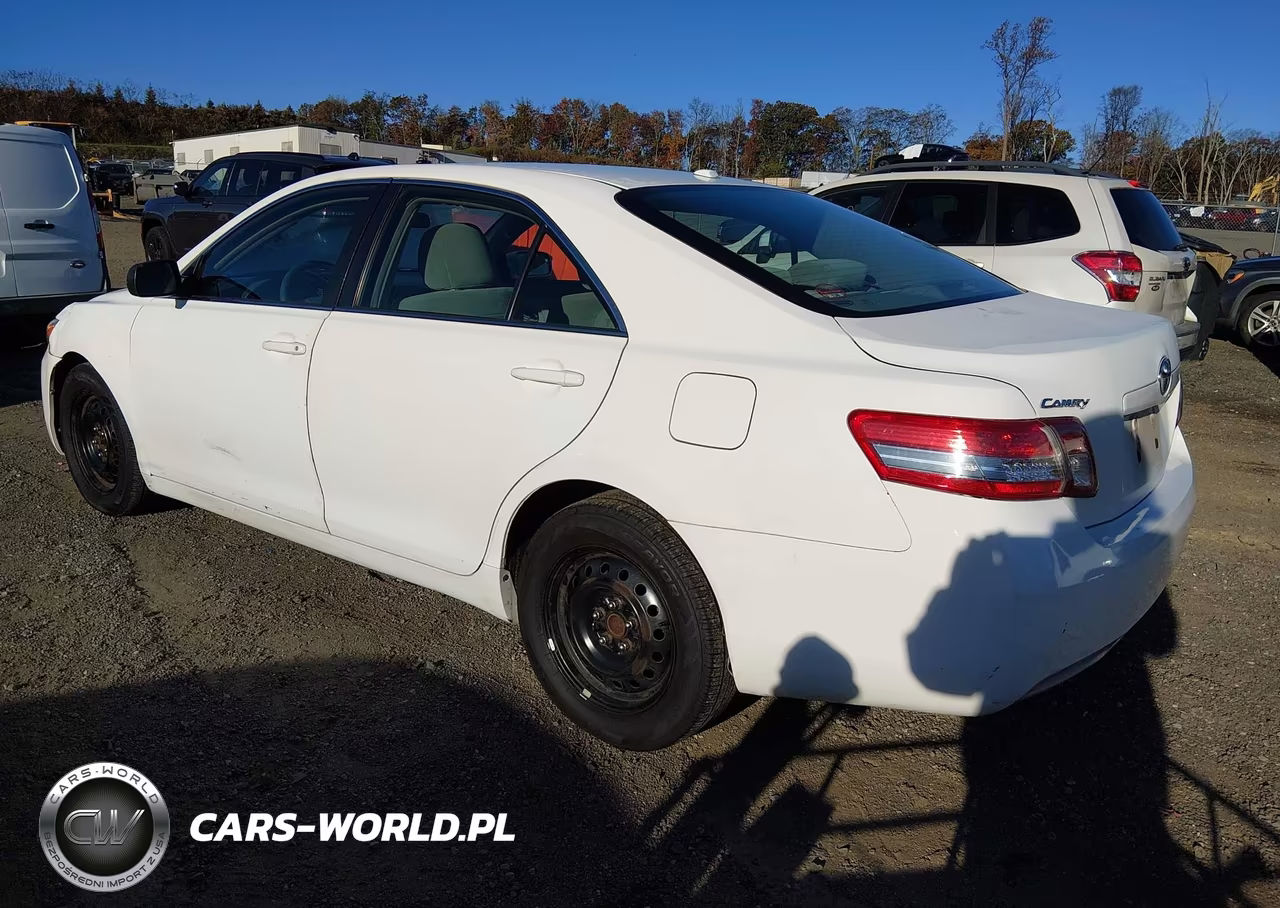 2010 Toyota Camry Le VIN:4T1BF3EK7AU542351 - 3