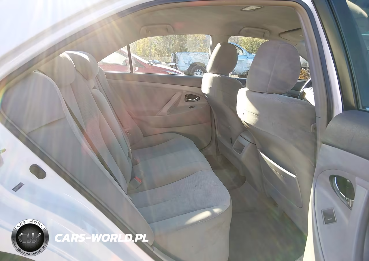 2010 Toyota Camry Le VIN:4T1BF3EK7AU542351 - 8