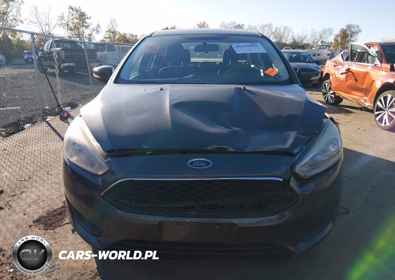 2017 Ford Focus Se VIN:1FADP3F28HL311327 - 12