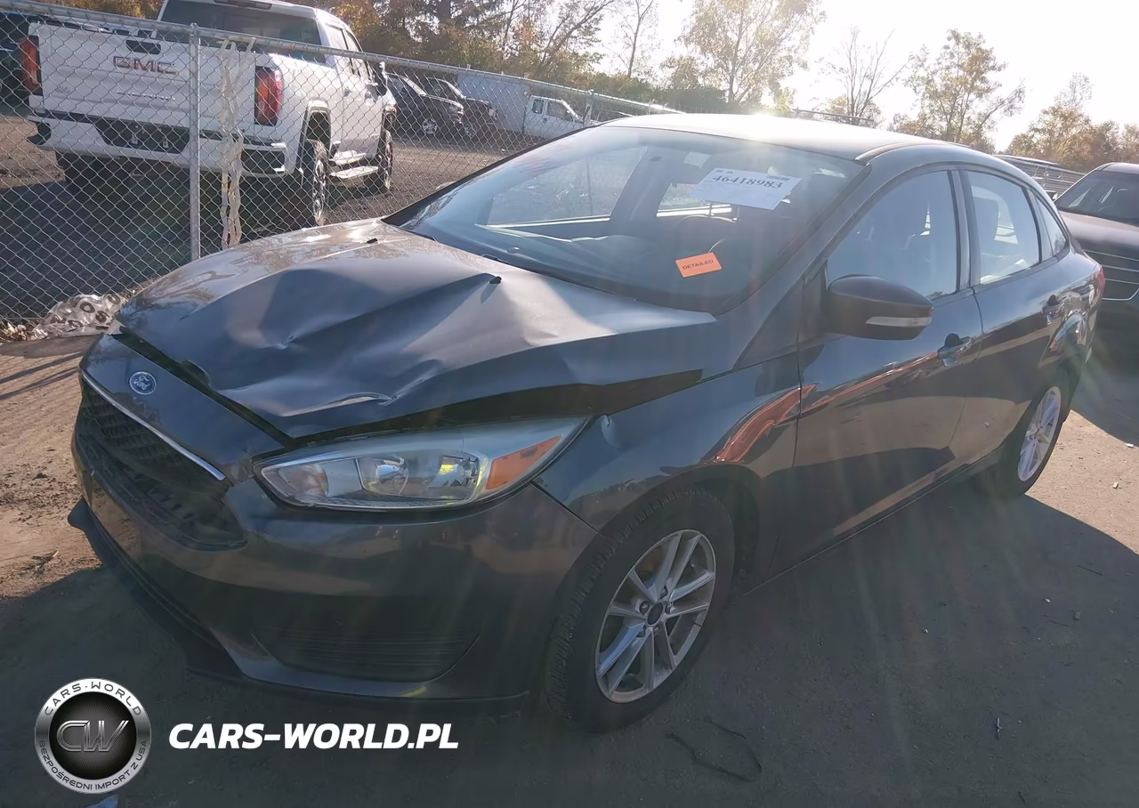 2017 Ford Focus Se VIN:1FADP3F28HL311327 - 2