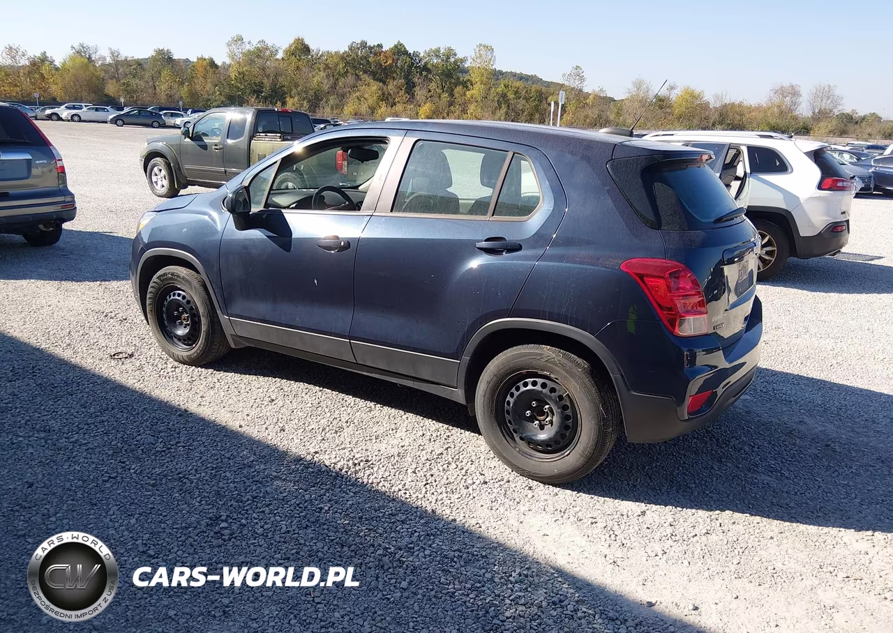 2018 Chevrolet Trax Ls VIN:3GNCJKSB7JL171733 - 3