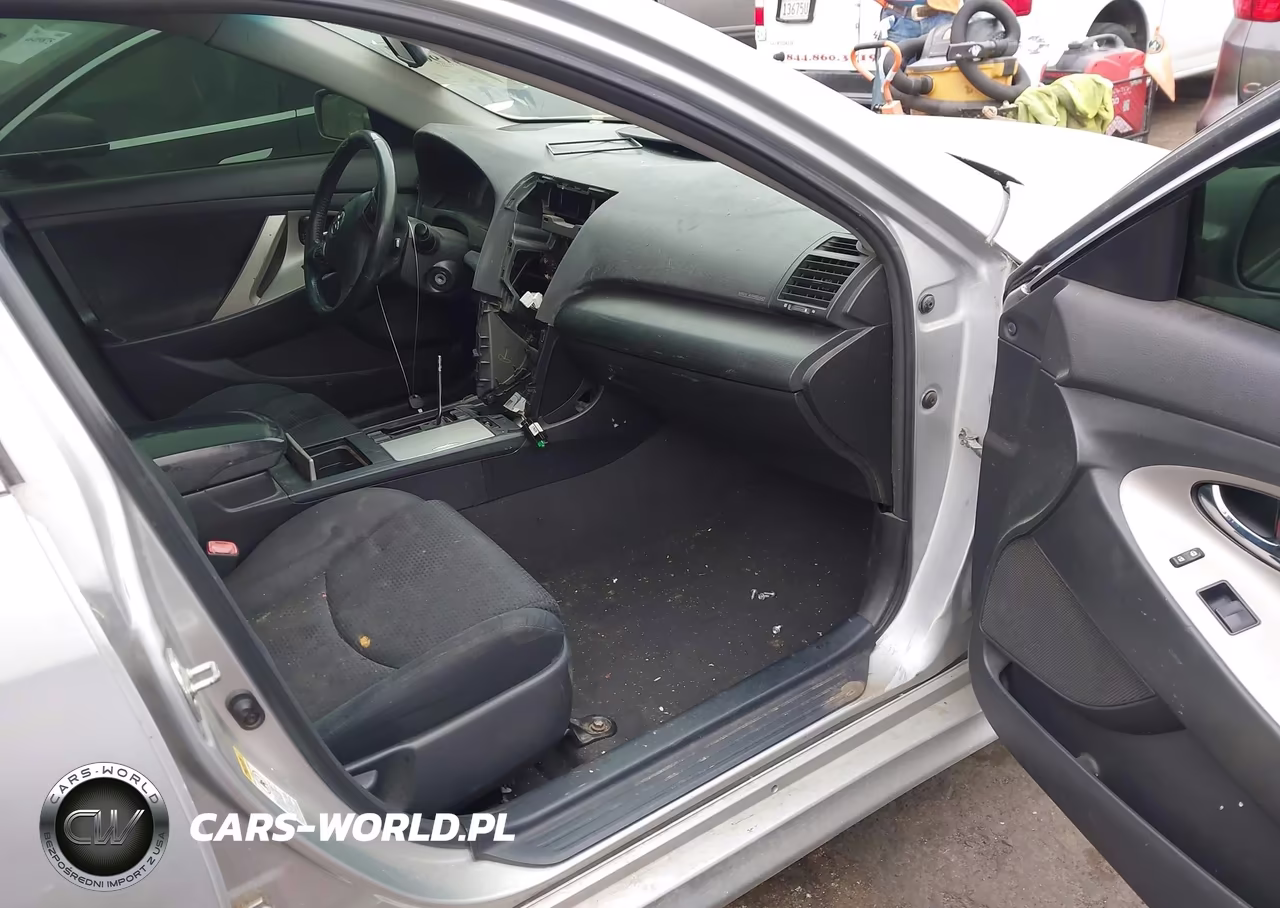 2009 Toyota Camry Se V6 VIN:4T1BK46K19U592478 - 5