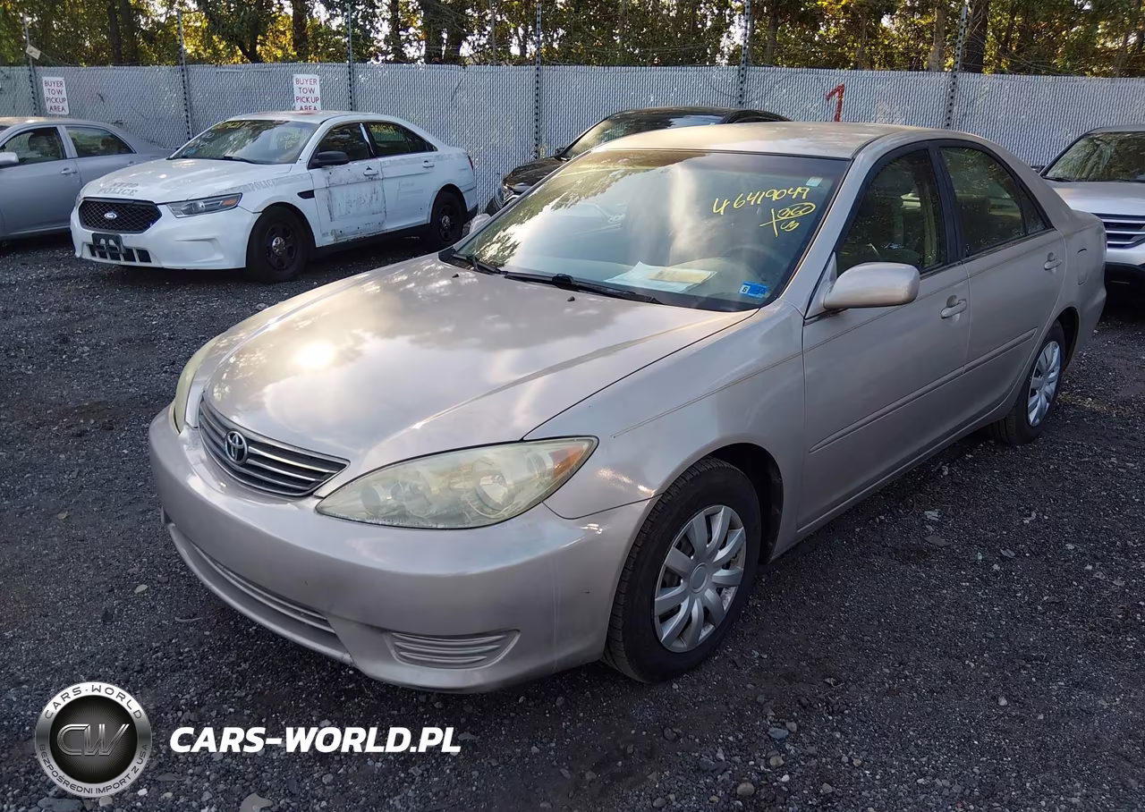 2005 Toyota Camry Le VIN:4T1BE32K05U102341 - 2