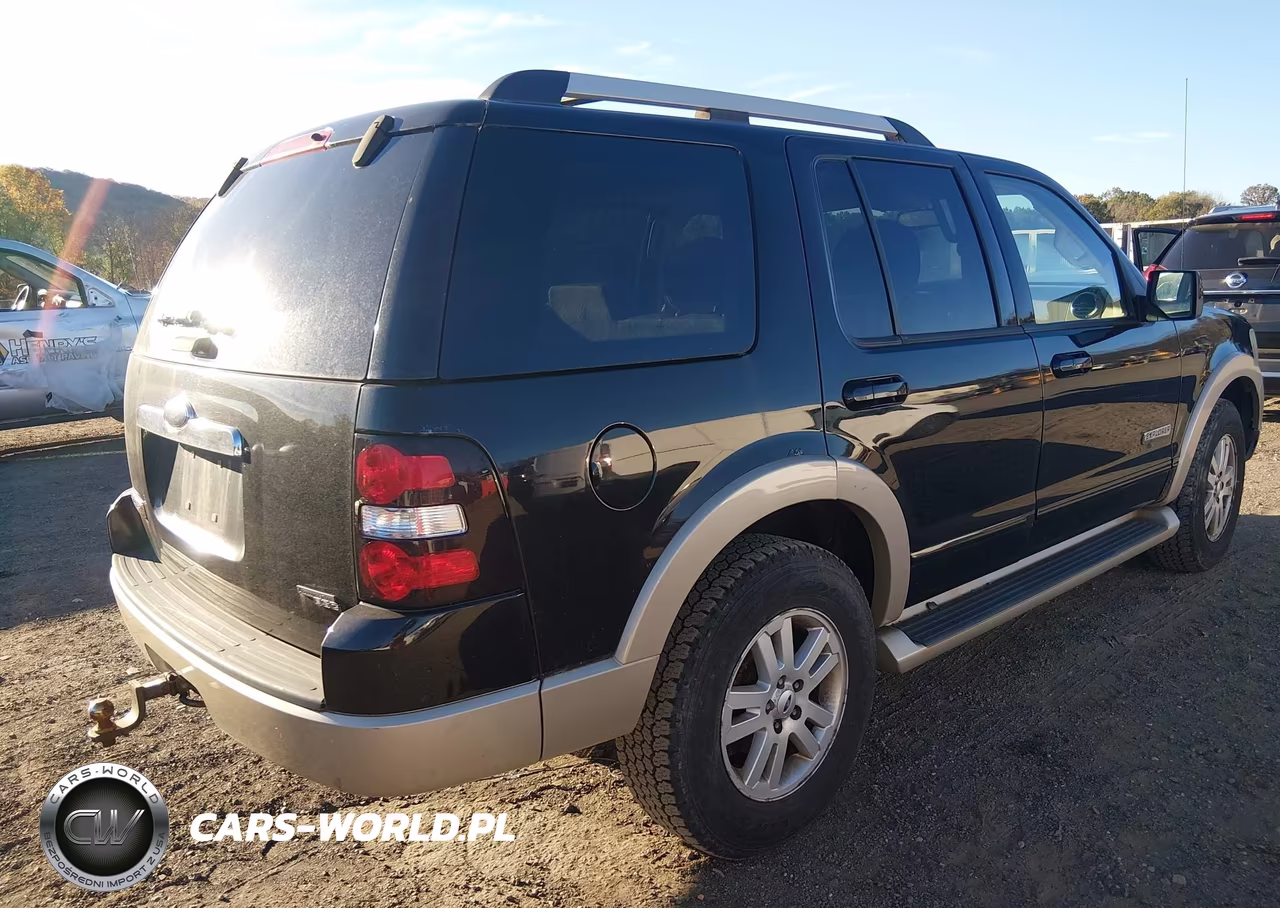 2007 Ford Explorer Eddie Bauer VIN:1FMEU74E97UB26221 - 4