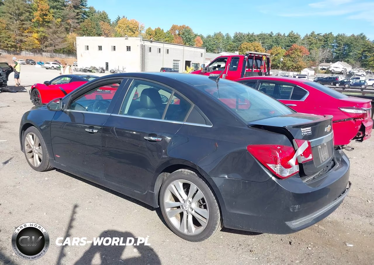 CHEVROLET CRUZE VIN:1G1PH5SC8C7326113 - 3