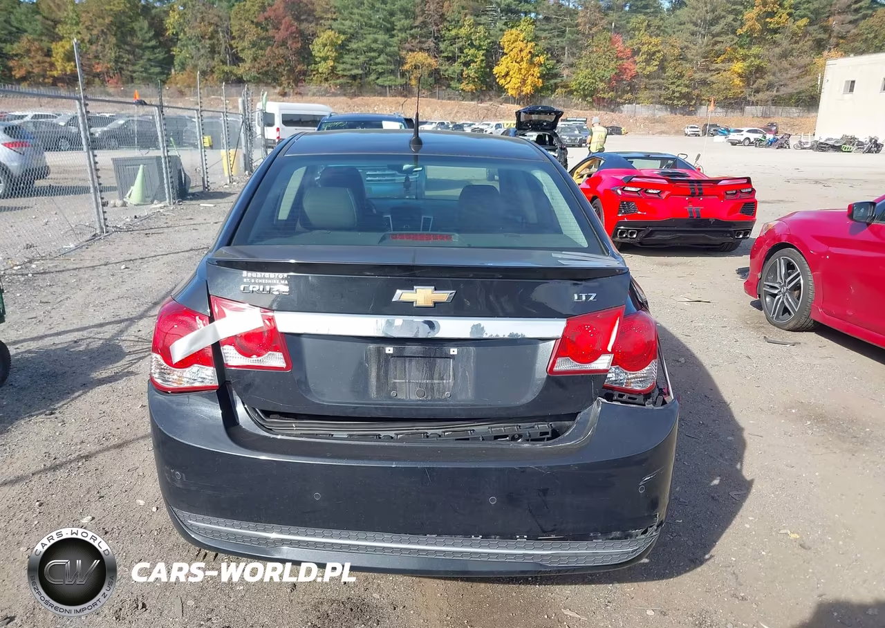 CHEVROLET CRUZE VIN:1G1PH5SC8C7326113 - 6