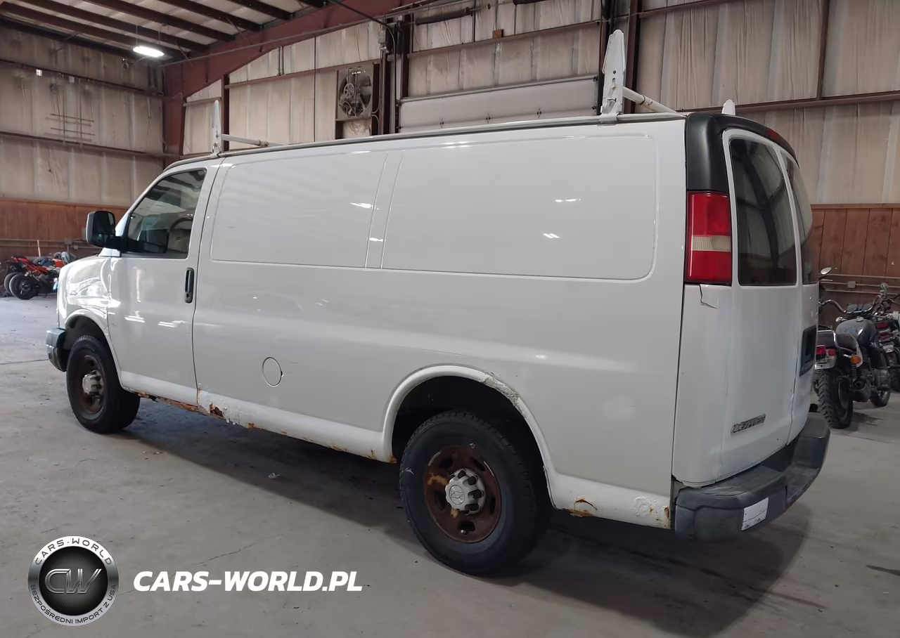 2009 Chevrolet Express 2500 Work Van VIN:1GCGG25C991123733 - 3