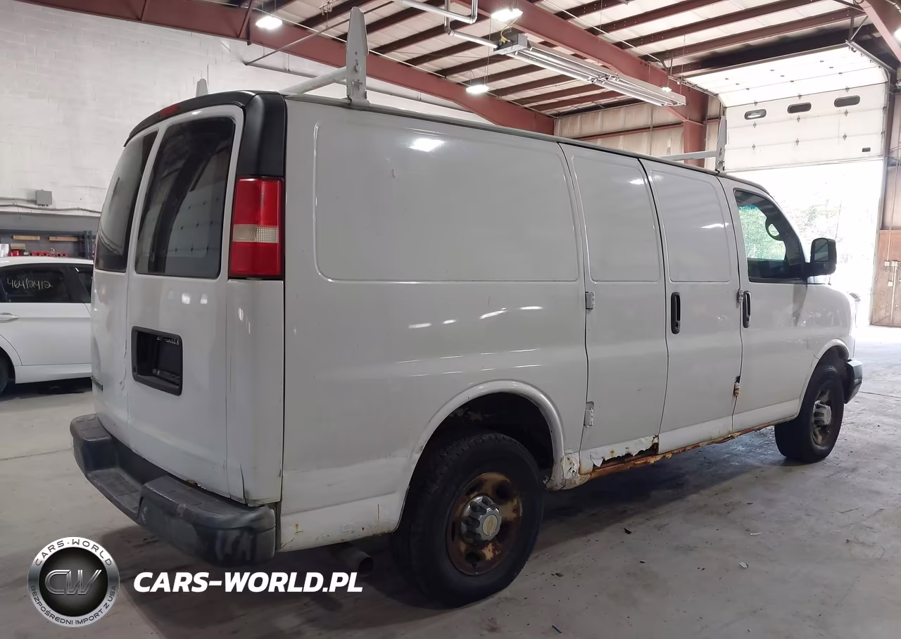 2009 Chevrolet Express 2500 Work Van VIN:1GCGG25C991123733 - 4