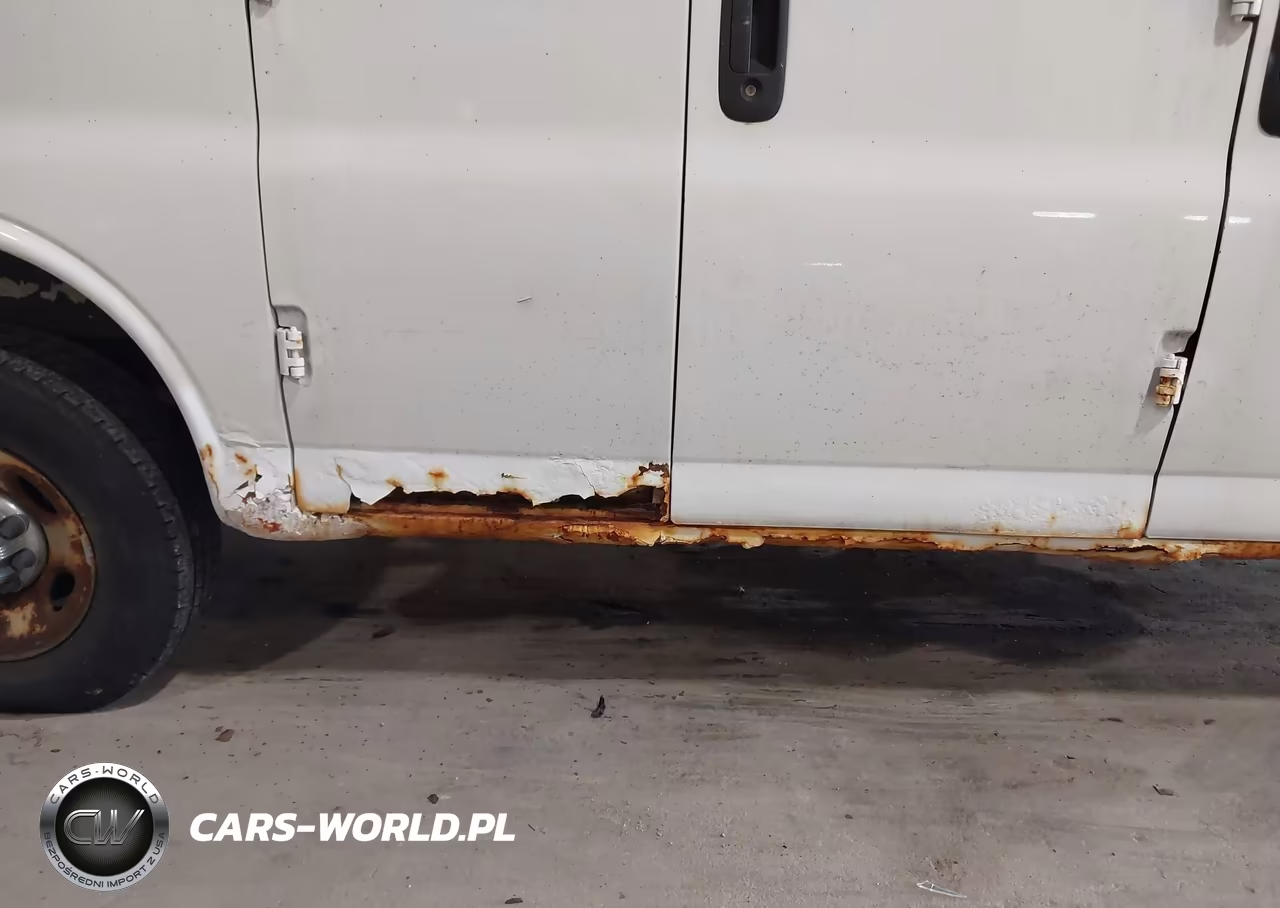 2009 Chevrolet Express 2500 Work Van VIN:1GCGG25C991123733 - 6