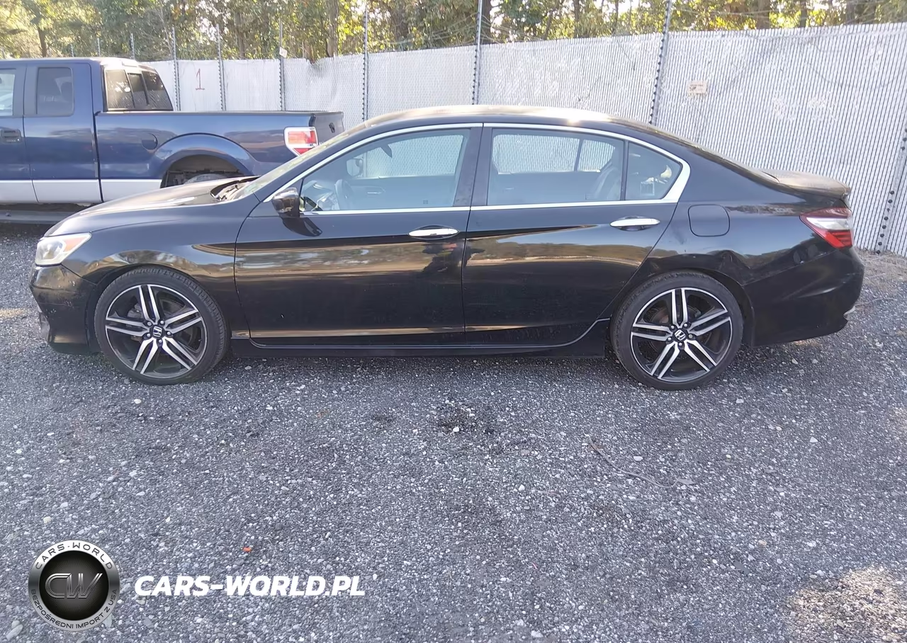 2017 Honda Accord Sport VIN:1HGCR2F58HA238719 - 14