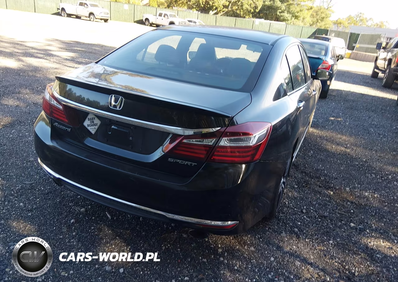 2017 Honda Accord Sport VIN:1HGCR2F58HA238719 - 4