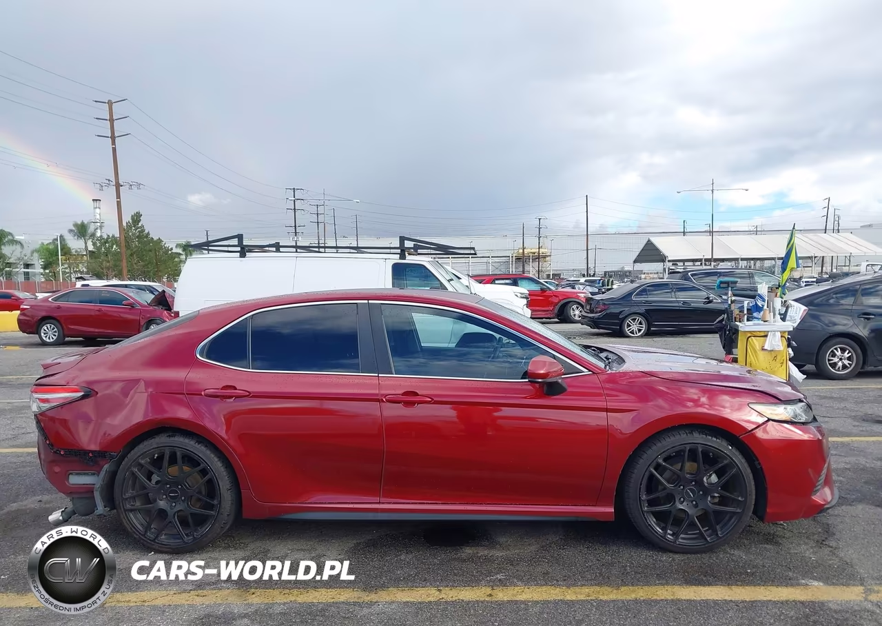 2018 Toyota Camry Se VIN:4T1B11HK6JU600254 - 14