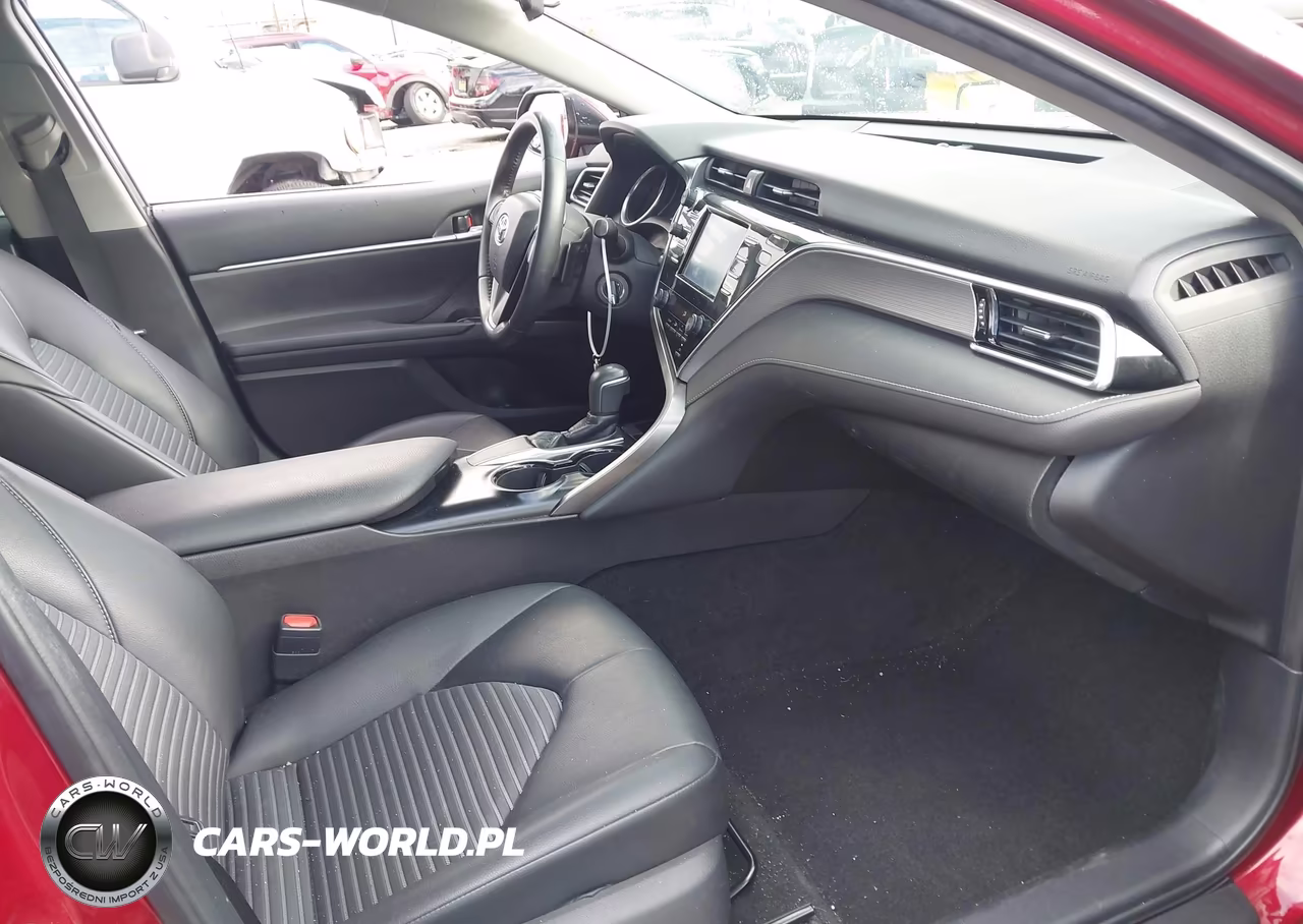 2018 Toyota Camry Se VIN:4T1B11HK6JU600254 - 5