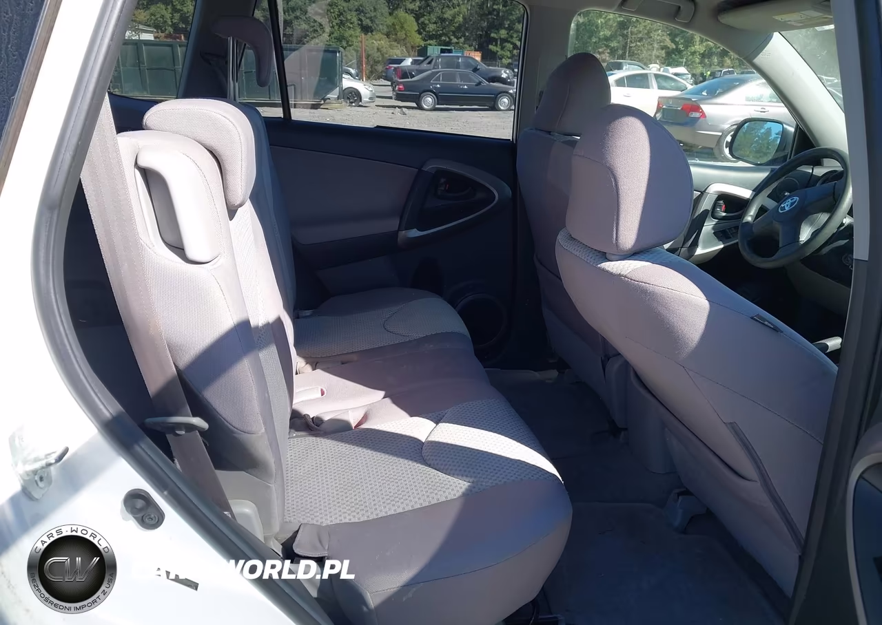 2007 Toyota Rav4 VIN:JTMZD33V275049427 - 8