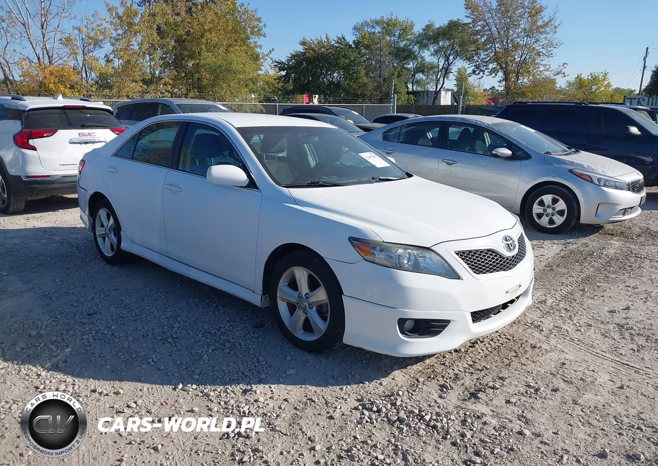 2010 Toyota Camry Se – zdjęcie 1 z 11