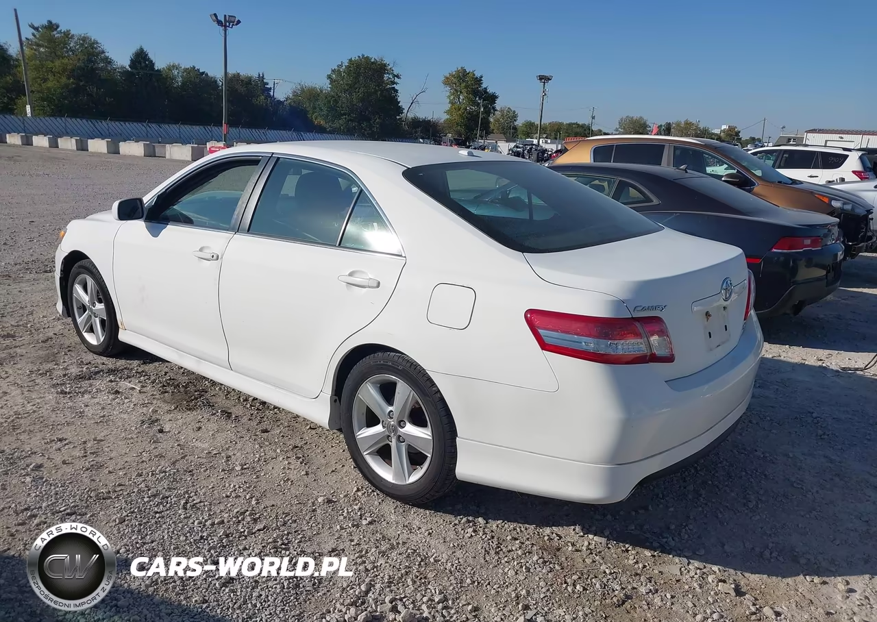 2010 Toyota Camry Se VIN:4T1BF3EK4AU534949 - 3