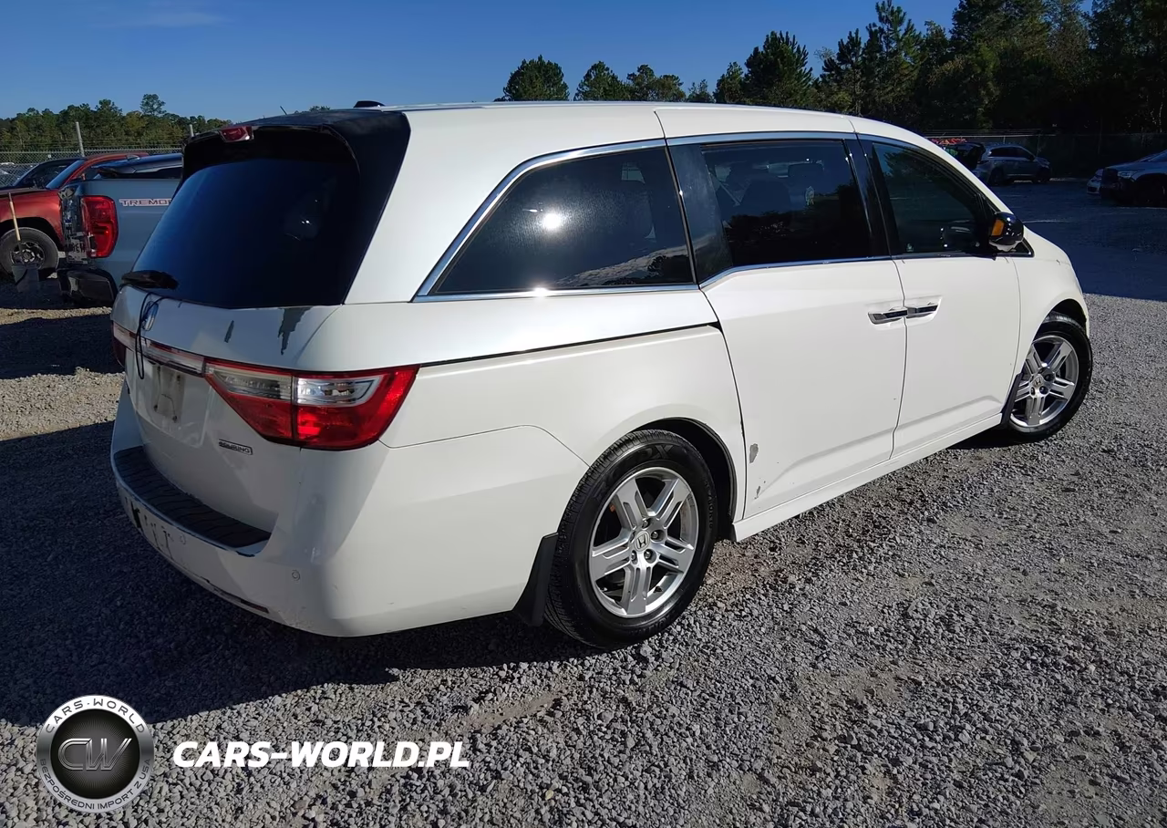 2012 Honda Odyssey Touring-Touring Elite VIN:5FNRL5H92CB034834 - 4