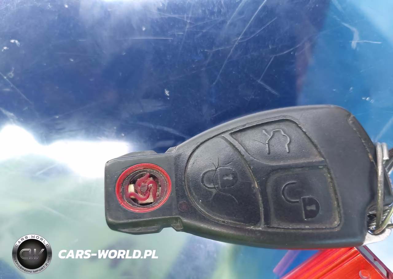 2001 Mercedes-Benz Clk 320 VIN:WDBLK65G01T056325 - 11