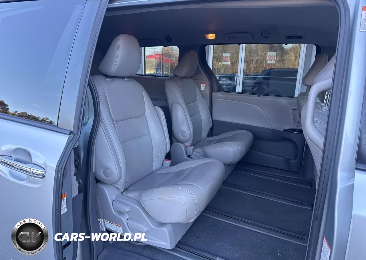 2019 Toyota Sienna Xle 7 Passenger VIN:5TDDZ3DCXKS227743 - 8