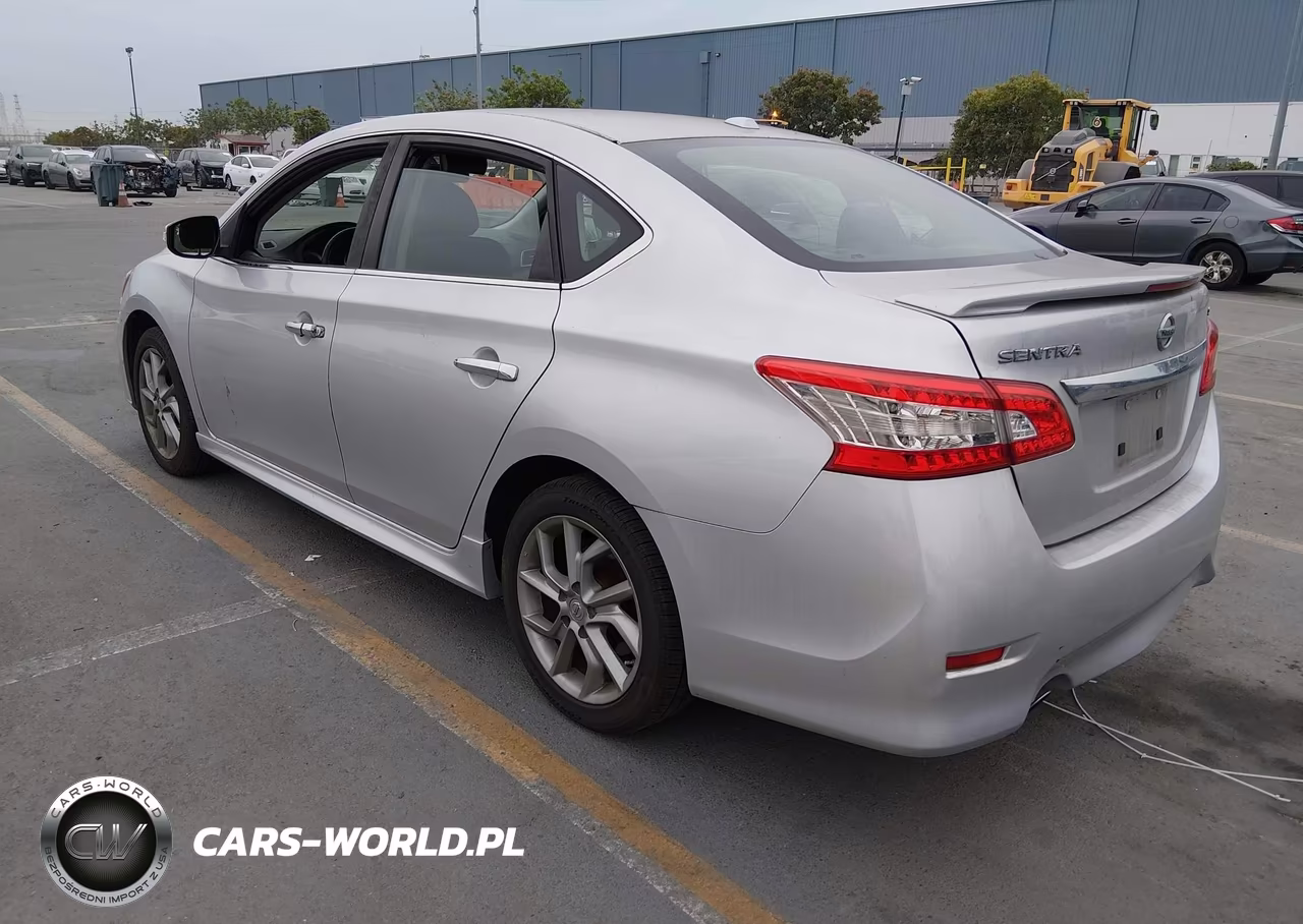 2015 Nissan Sentra Sr VIN:3N1AB7AP6FY280768 - 3