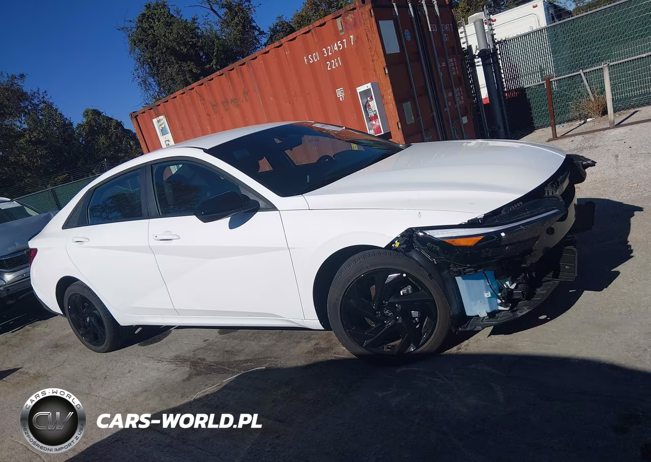 2026 Hyundai Elantra Sel Sport VIN:KMHLM4DG2TU243978 - 13