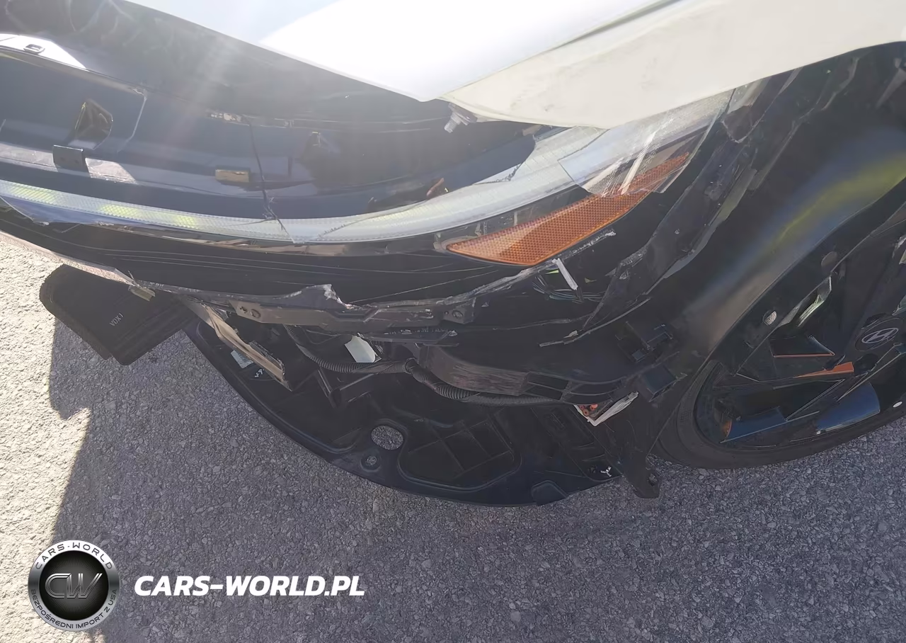 2026 Hyundai Elantra Sel Sport VIN:KMHLM4DG2TU243978 - 18