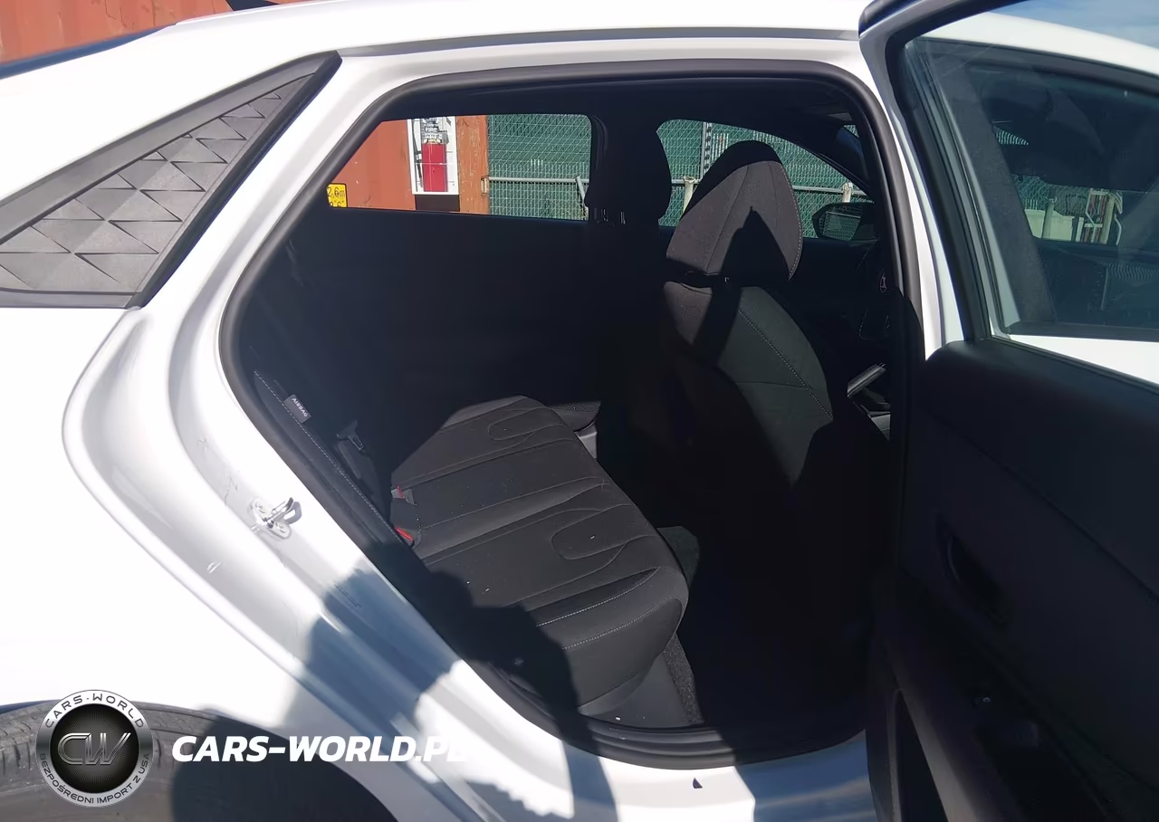 2026 Hyundai Elantra Sel Sport VIN:KMHLM4DG2TU243978 - 8
