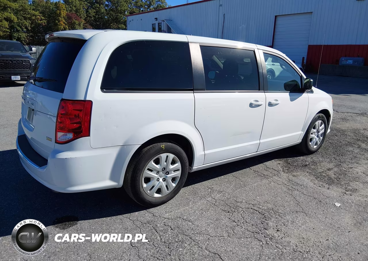 2018 Dodge Grand Caravan Se VIN:2C4RDGBG4JR248600 - 4