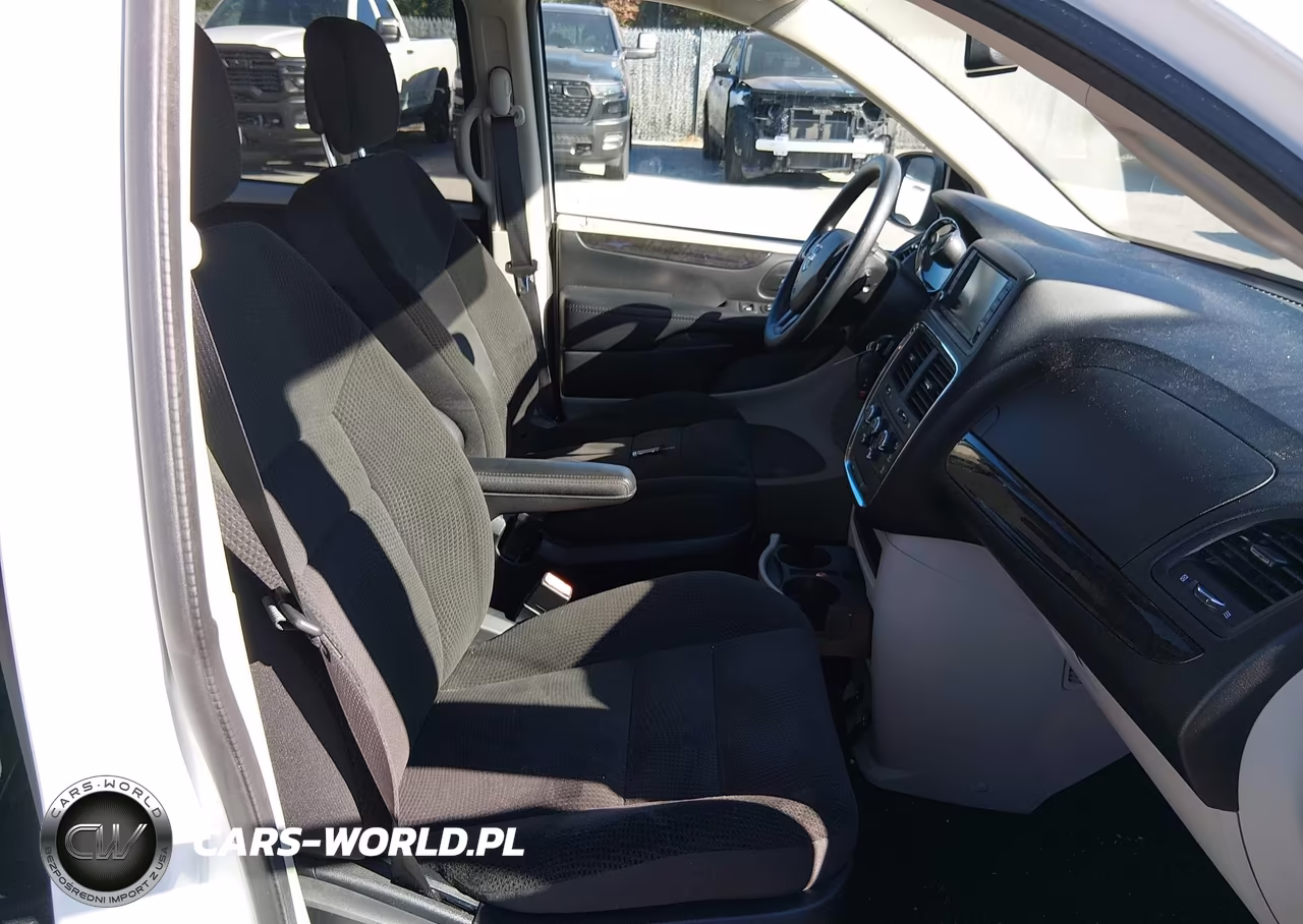 2018 Dodge Grand Caravan Se VIN:2C4RDGBG4JR248600 - 5
