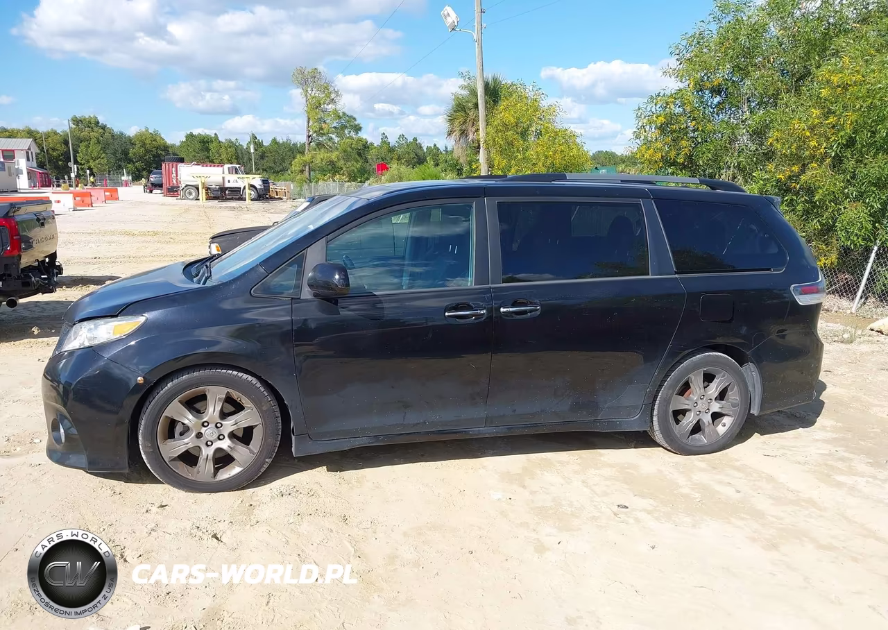 2015 Toyota Sienna Se 8 Passenger VIN:5TDXK3DC7FS552888 - 14