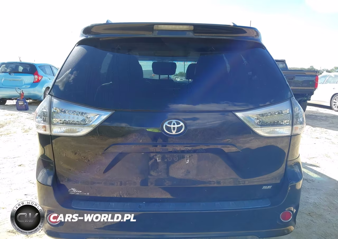 2015 Toyota Sienna Se 8 Passenger VIN:5TDXK3DC7FS552888 - 16