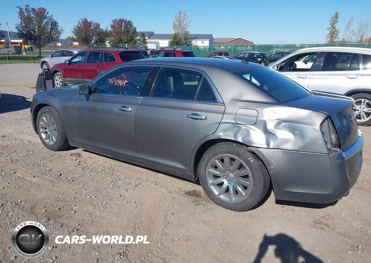 2012 Chrysler 300 Limited VIN:2C3CCACG5CH216255 - 3