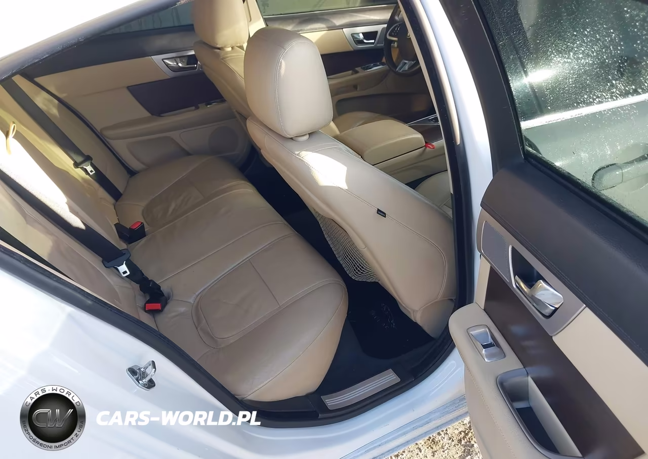 2014 Jaguar Xf I4 T VIN:SAJWA0ES8EPU29775 - 8