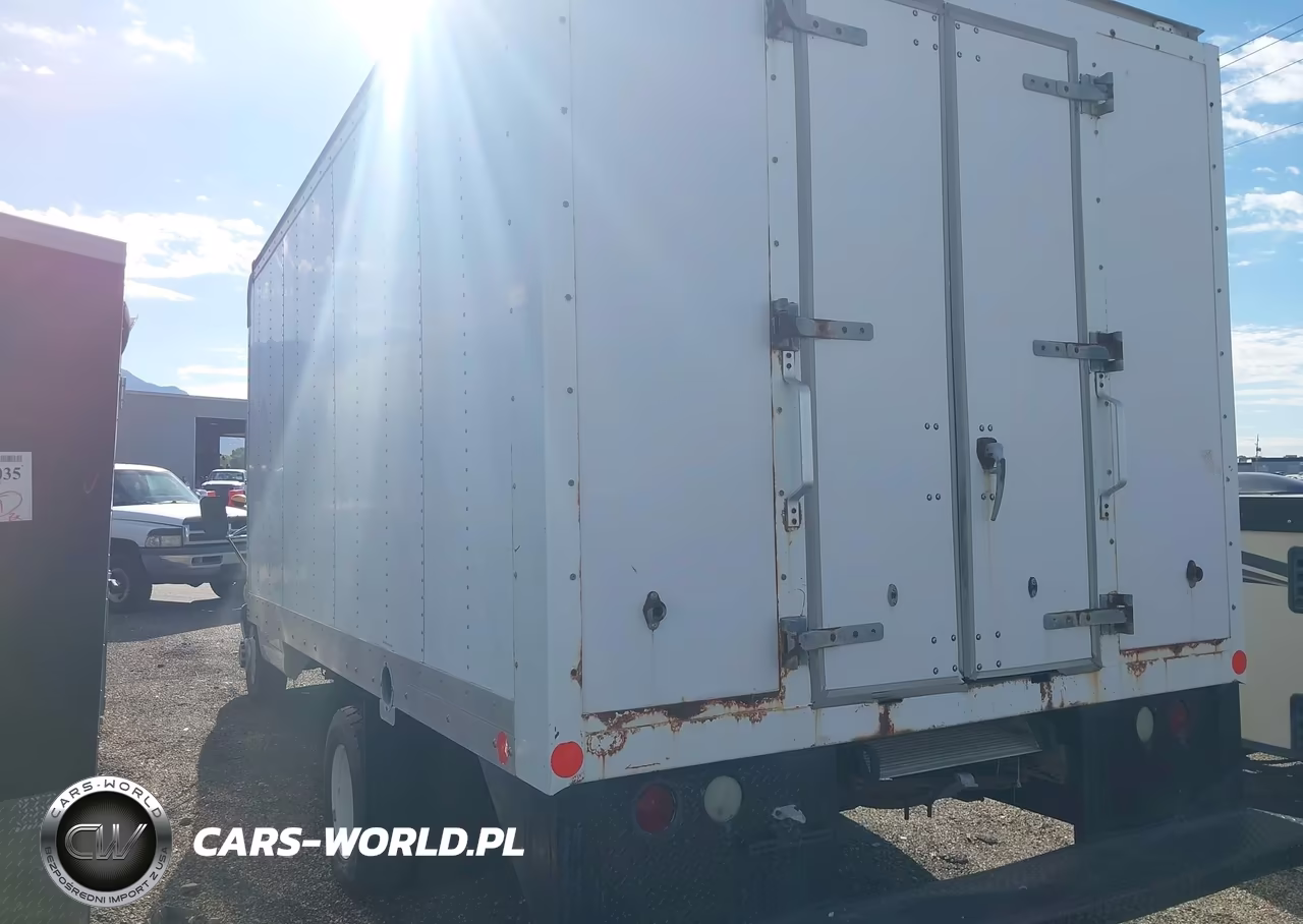 2003 GMC Savana Cutaway Standard W-C7A VIN:1GDHG31U831122553 - 14