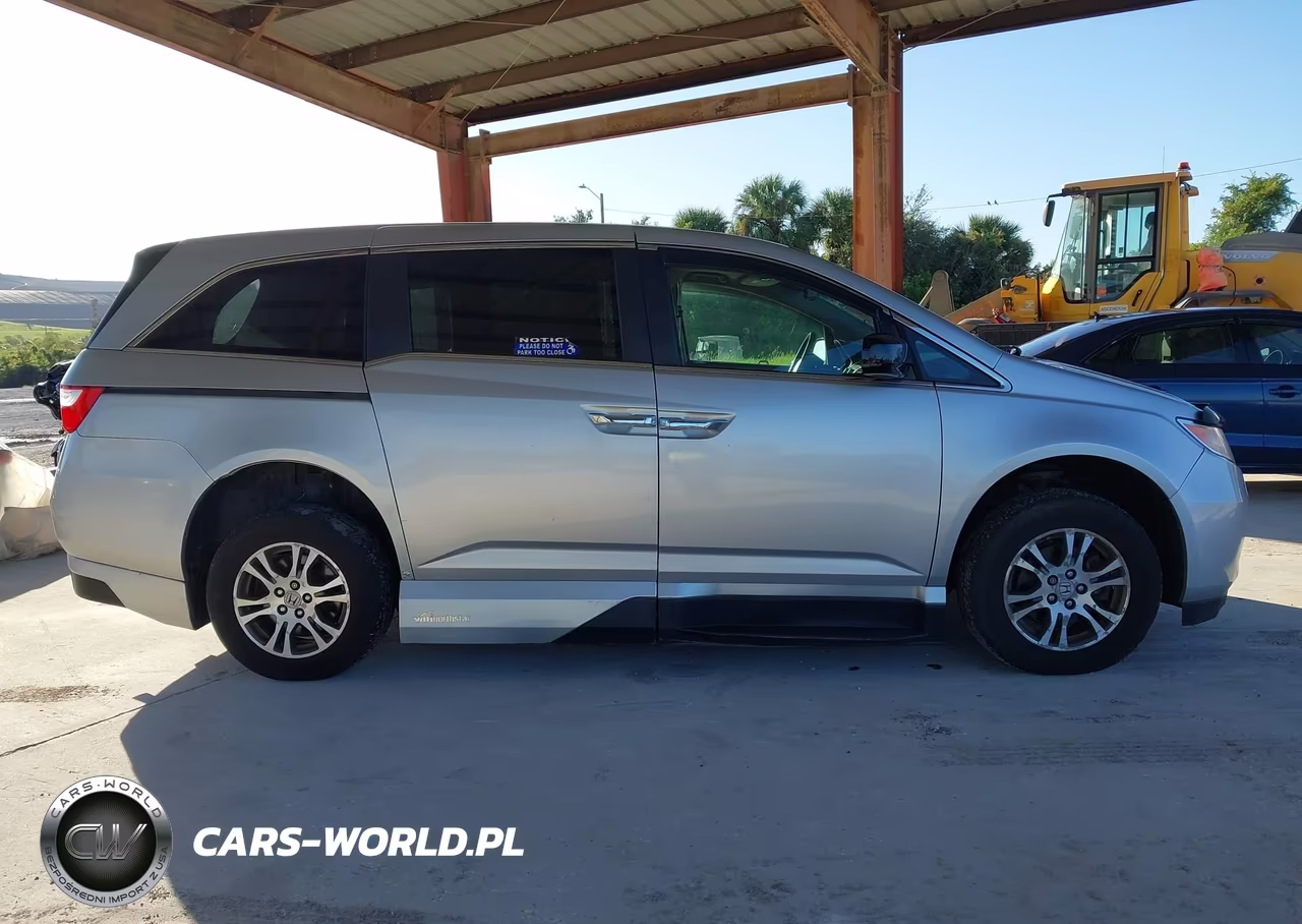 2012 Honda Odyssey Ex-L VIN:5FNRL5H67CB107217 - 13