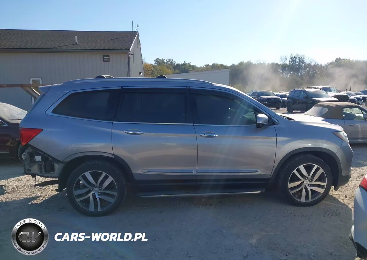 2017 Honda Pilot Elite VIN:5FNYF6H00HB035403 - 14