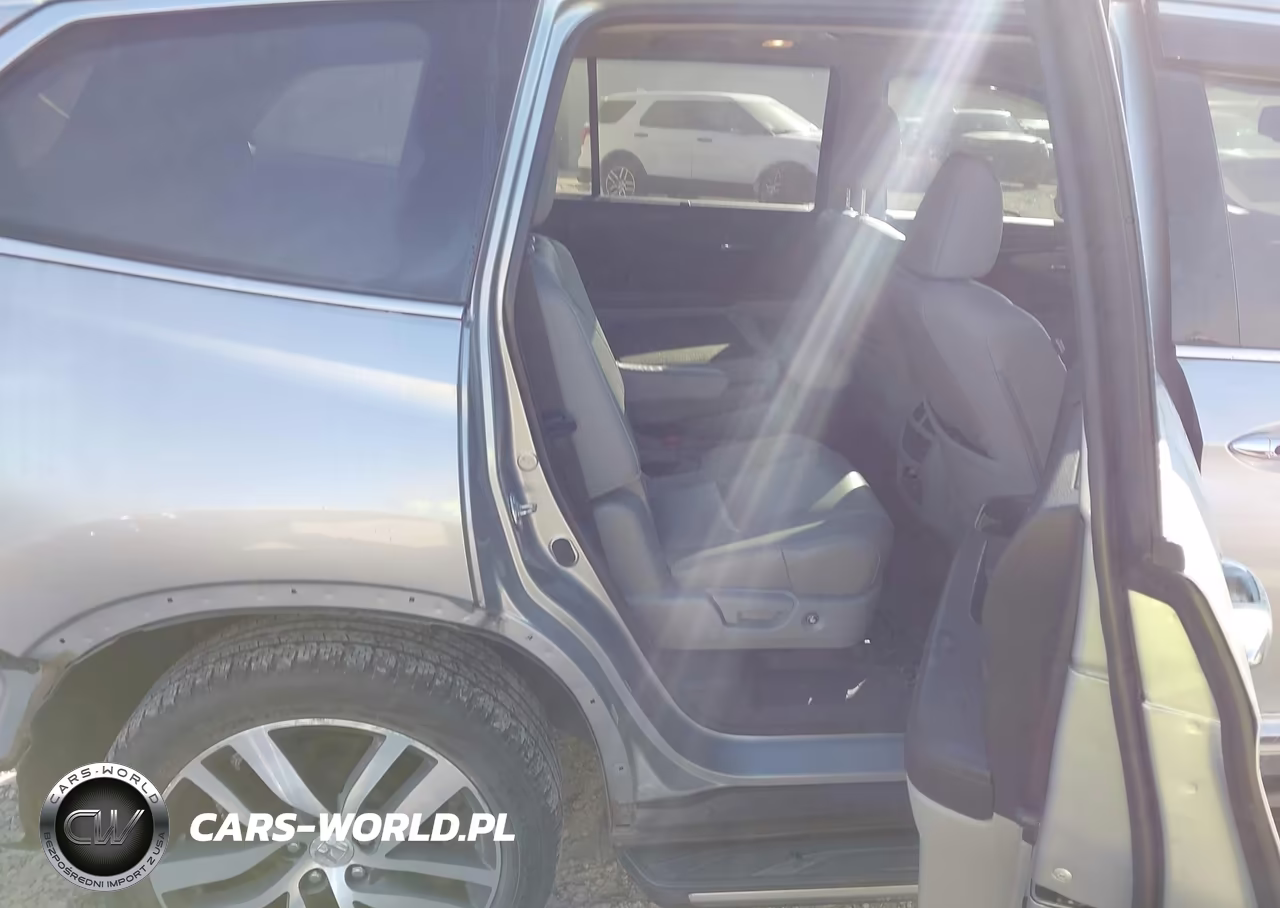 2017 Honda Pilot Elite VIN:5FNYF6H00HB035403 - 8
