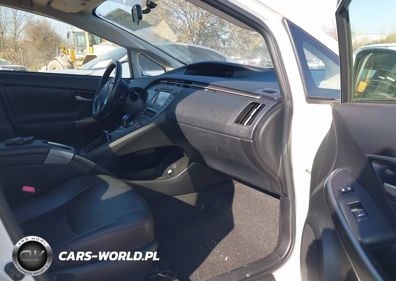 2013 Toyota Prius Three Se VIN:JTDKN3DU9D5609217 - 5
