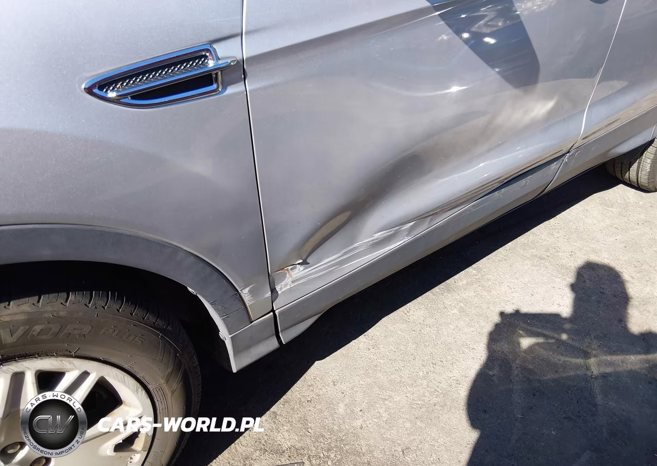 2015 Ford Escape S VIN:1FMCU0F7XFUA73704 - 6