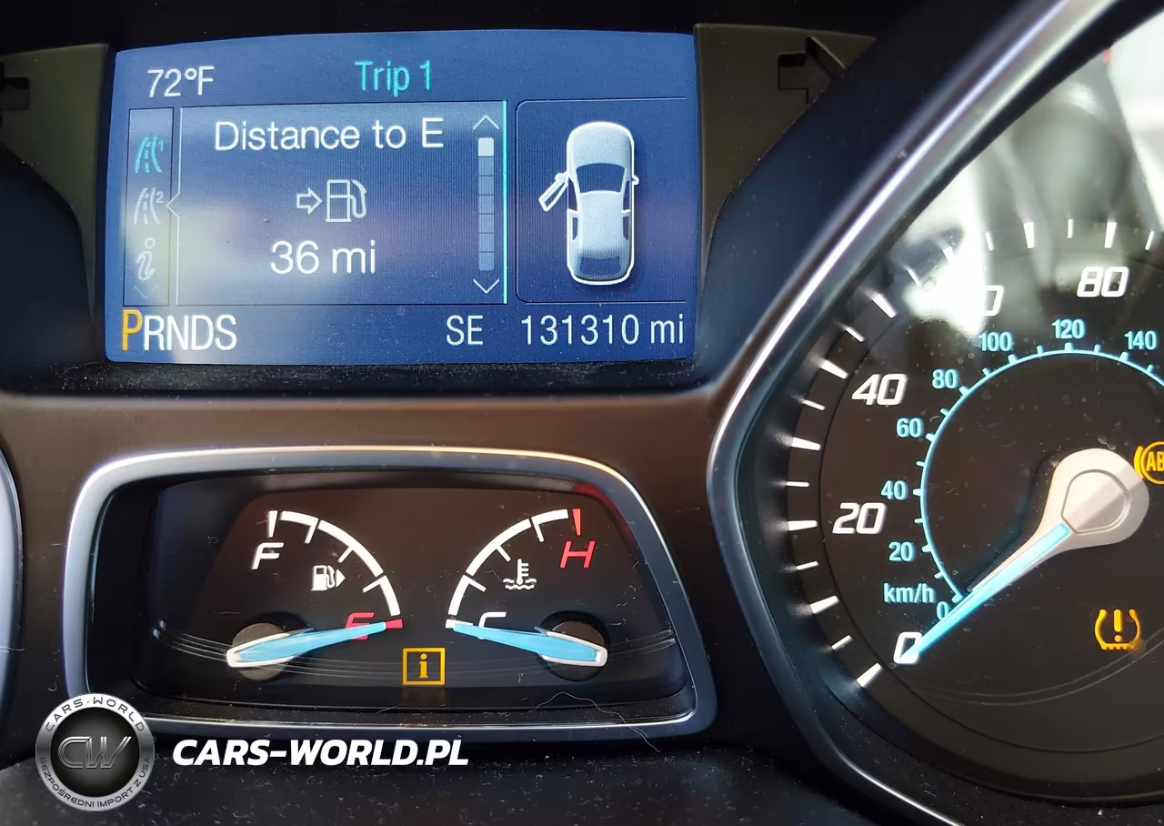 2015 Ford Escape S VIN:1FMCU0F7XFUA73704 - 7